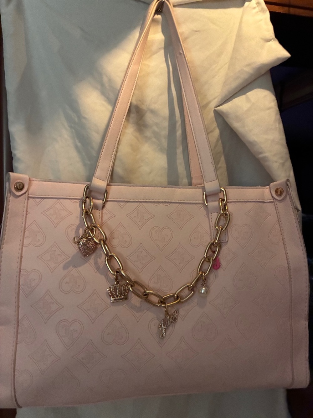 💗 **Gorgeous pink Juicy Couture tote/purse!** 💗